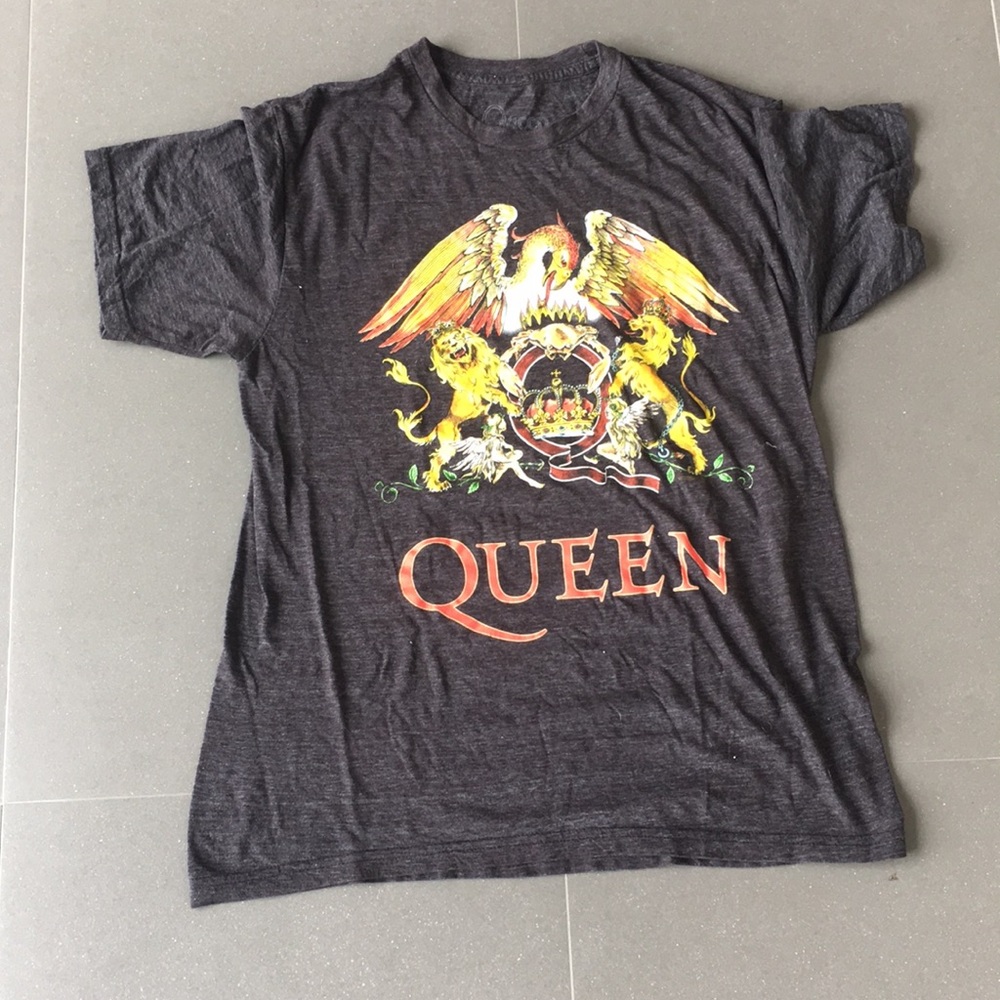 killer black queen t-shirt